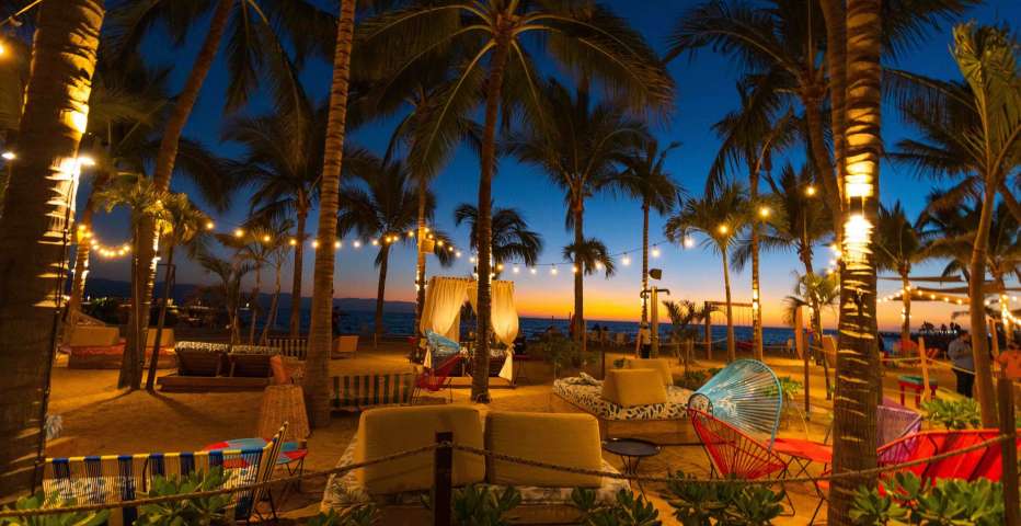 Friendly Fun Vallarta - Singles Friendly (Solteras de Noche)